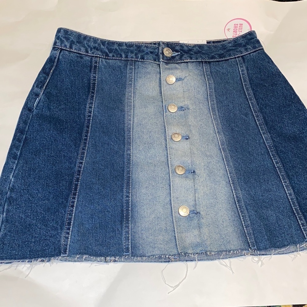Justice skort